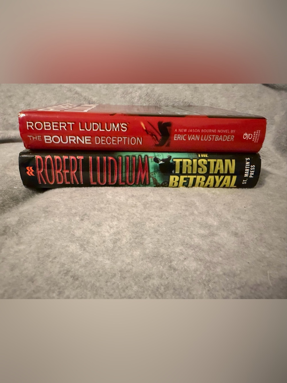 Lot of Books - Picture 3 of 6